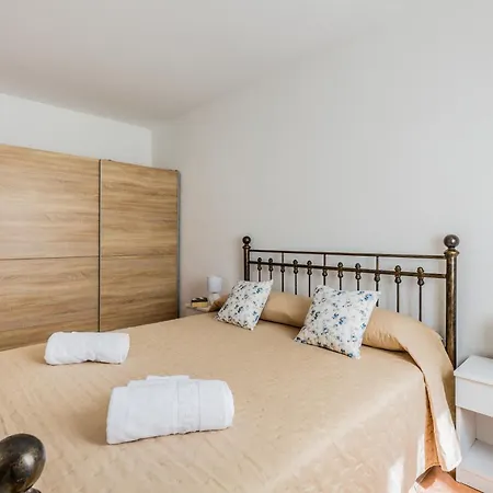 Miranda Near The Sandy Beach, Parking & Wifi Holiday home *