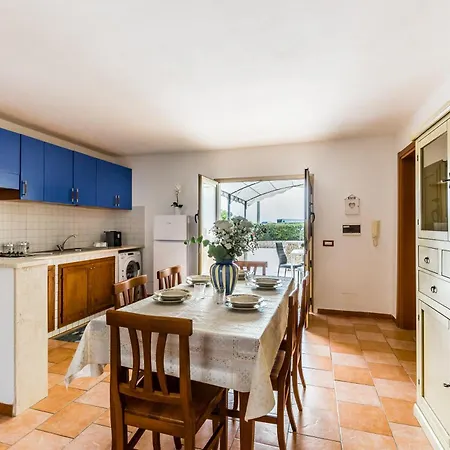 Miranda Near The Sandy Beach, Parking & Wifi Holiday home