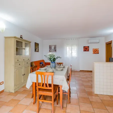 Feriehus Miranda Near The Sandy Beach, Parking & Wifi Avola