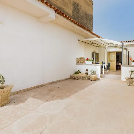 Tatil Evi Miranda Near The Sandy Beach, Parking & Wifi