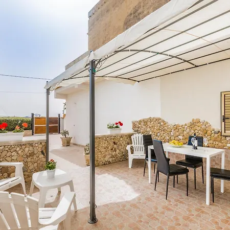 Feriehus Miranda Near The Sandy Beach, Parking & Wifi Avola
