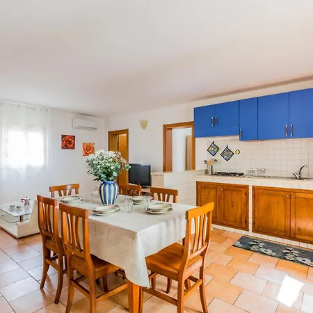 Miranda Near The Sandy Beach, Parking & Wifi Feriehus Avola